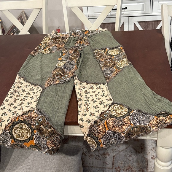 POL Olive Green Patchwork Wide Leg Pants - Picture 6 of 15